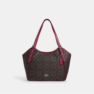 Coach Meadow Shoulder Bag In Signature Canvas